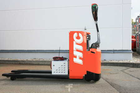 Nízkozdvižný vozík 2011 Doosan LEDH 18 (1)