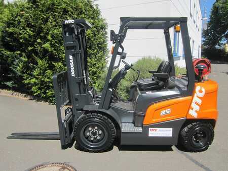 LPG VZV 2023 Doosan G 25 NXP (2)