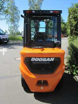 Dieseltruck 2022  Doosan D 30 NXS (3) 