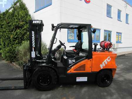 Chariots élévateurs GPL 2023  Doosan G 55 SC-7 (1)