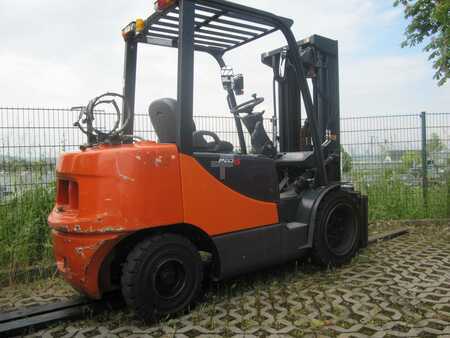LPG VZV 2015 Doosan G 30 E-5 (1)