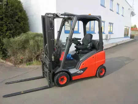 Treibgasstapler 2012  Linde H 16 T (3)
