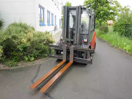 LPG heftrucks 2012  Linde H 50 T-01 (3)