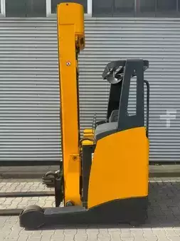 Reachtrucks 2005  Jungheinrich ETV214 (1)