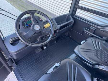 Traktor  Still R07-25 (6)