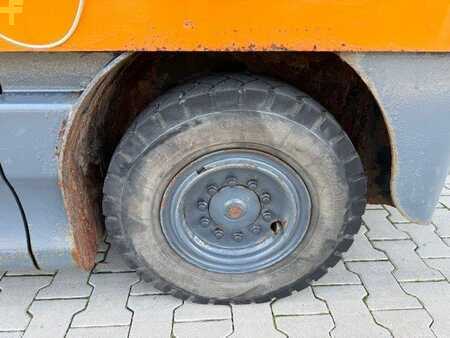 Traktor  Still R08-20 (7)