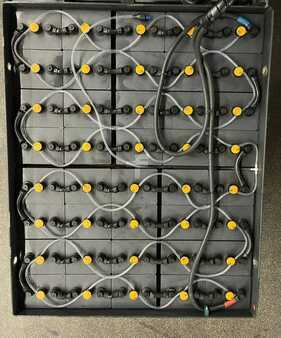 Chariots électriques à 4 roues 2016  Still RX60-80 LSP900 (10)