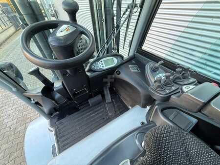 Chariots électriques à 4 roues 2016  Still RX60-80 LSP900 (8)