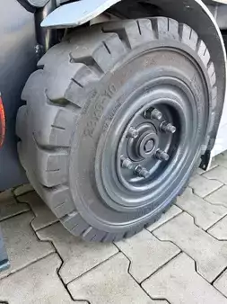 Elektro 4 Rad 2018  Still RX60-25 (5)