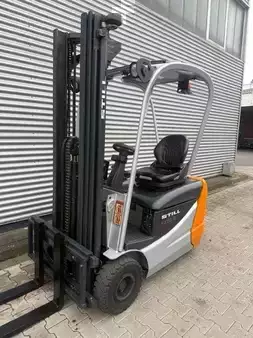 3-wiel elektrische heftrucks 2008  Still RX50-16 (2)