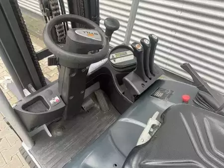 3-wiel elektrische heftrucks 2008  Still RX50-16 (8)