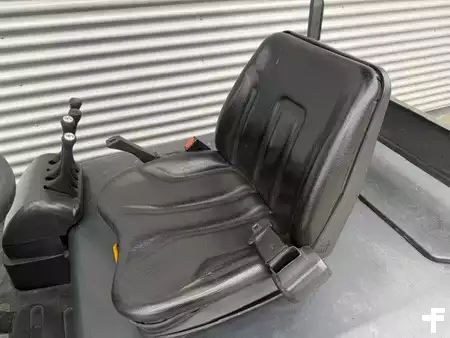 Elektrisk- 4 hjul 1999  Still R60-30 (6)