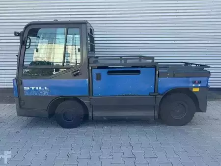 Chariots tracteurs 2017  Still R07-25 (1)