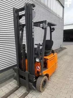 El Truck - 3-hjul 2002 Still R50-15 (2)