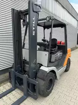 LPG heftrucks 2010  Still R70-50T (2)