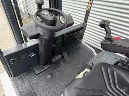 LPG heftrucks 2010  Still R70-50T (8)