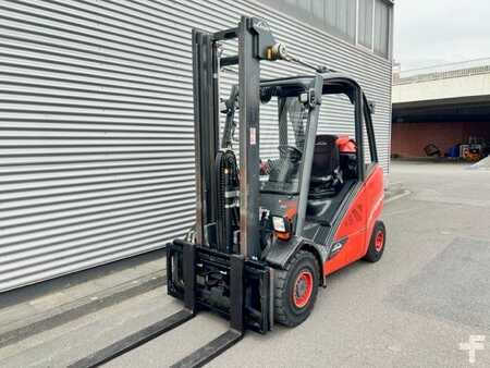 Gas truck 2015  Linde H30T-02 (2)