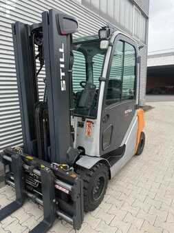 Treibgasstapler 2020  Still RX70-30T (1)