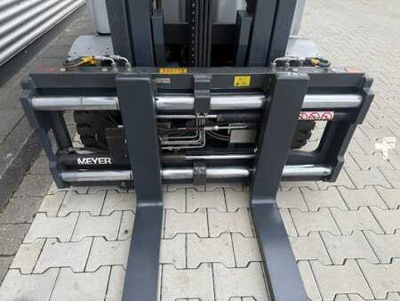 Treibgasstapler 2020  Still RX70-30T (4)