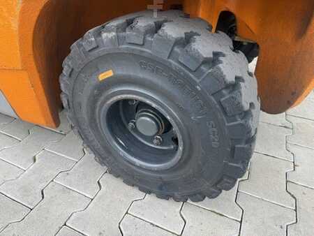 Treibgasstapler 2020  Still RX70-30T (6)