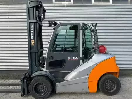 LPG heftrucks 2017  Still RX70-50  LSP 600 (1)