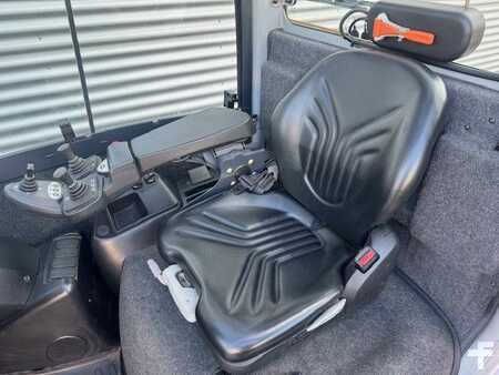 Dieselstapler 2015  Still RX70-35 (7)