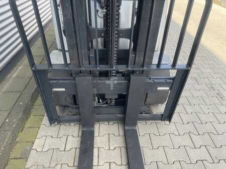 Dieselstapler 2018  Still RX70-30 (4)