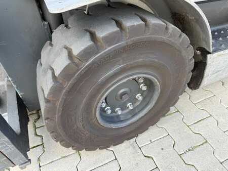 Dieselstapler 2020  Still RX70-30 (5)