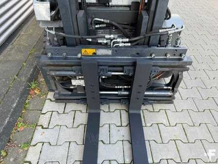 Dieselstapler 2021  Still RX70-25 (4)