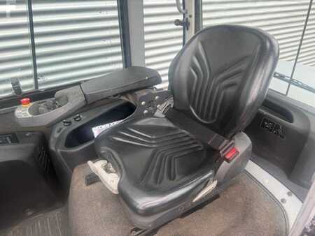 Diesel gaffeltruck 2016  Still RX70-45  Containerausführung (7)