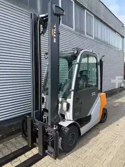 Dízel targoncák 2021  Still RX70-30 (2)