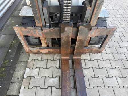 Dieselstapler 2019  Still RX70-35 (4)