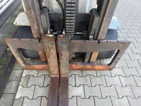 Dieselstapler 2019  Still RX70-35 (4)