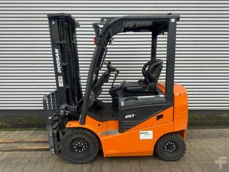 El truck - 4 hjulet 2023 Doosan B20 NSC (1)