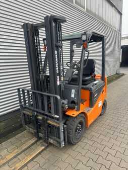 El truck - 4 hjulet 2023 Doosan B20 NSC (2)