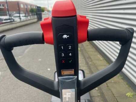 Wózki niskiego podnoszenia 2025  Noblelift PT E15N mit Waage (5)