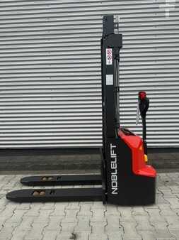 Wózek wysokiego podnoszenia 2025  Noblelift SWB-130D 2900 FFL (1)