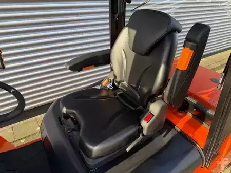 Elektro 4 Rad 2025  Noblelift CPD30-AF1S (7)