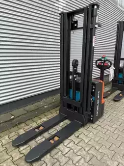 Ledstaplare gå 2026  Noblelift PS16L (2)