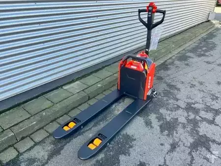 Electric Pallet Trucks 2026  Noblelift PT E15N EDGE (2)