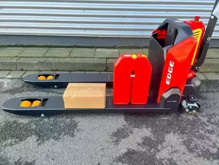 Electric Pallet Trucks 2026  Noblelift PT E15N EDGE (8)
