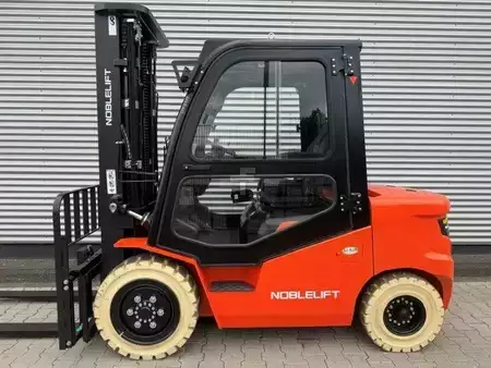 El Truck - 4-hjul 2026 Noblelift CPD38-A (1)