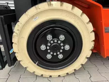 Elektro čtyřkolový VZV 2026  Noblelift CPD38-A (5)
