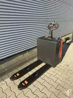 Niederhubwagen 2026  Noblelift PT20Li (2)