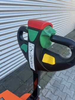 Niederhubwagen  Doosan LEDH 20 (5)