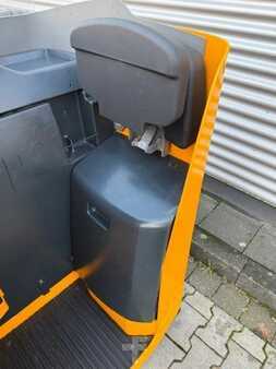 Fahrerstandstapler  Jungheinrich ESD 120 (8)