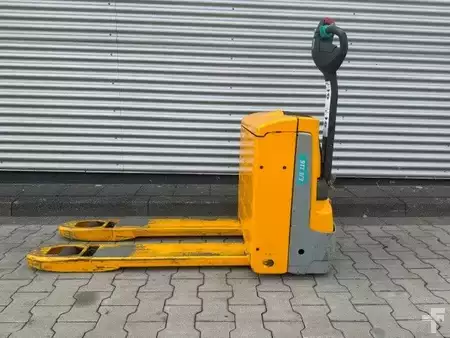 Niederhubwagen  Jungheinrich EJE116 (1)