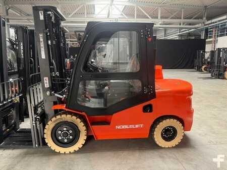 Diesel heftrucks 2025  Noblelift CPCD38 (2)