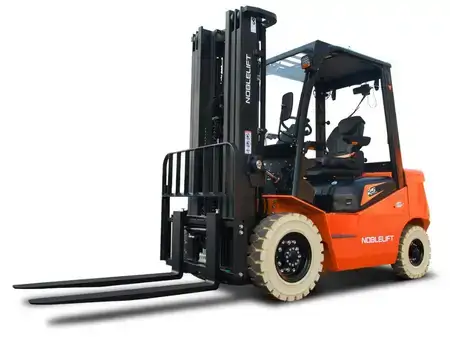 Elektro čtyřkolový VZV 2026  Noblelift FE4P25Q (1)