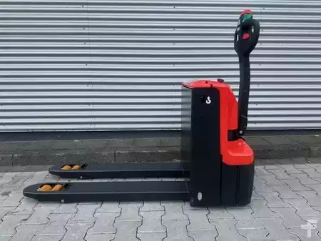 Elektrische palletwagens 2025  Noblelift PT 16  Lithium Batterie (1)